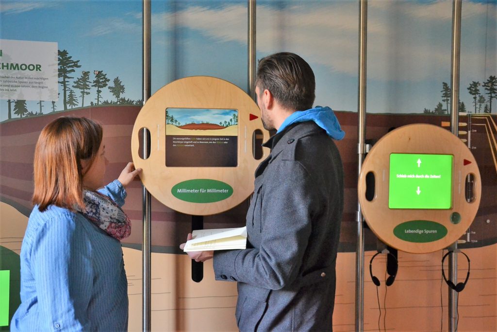 Infozentrum Kaltenbronn - Ausstellung "Holz - ein vielseitiger Rohstoff"